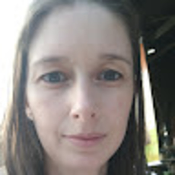 Meet your Posher, Caroline - Picture 1 of 1